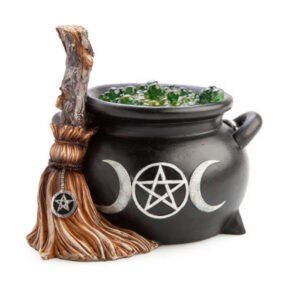 witches cauldron lamp